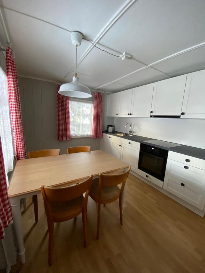 Familienferien Im Chalet Baergli カンデルシュテッグ エクステリア 写真