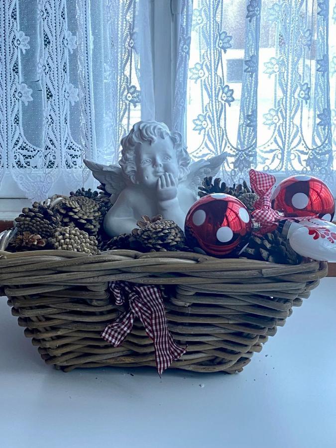 Familienferien Im Chalet Baergli カンデルシュテッグ エクステリア 写真
