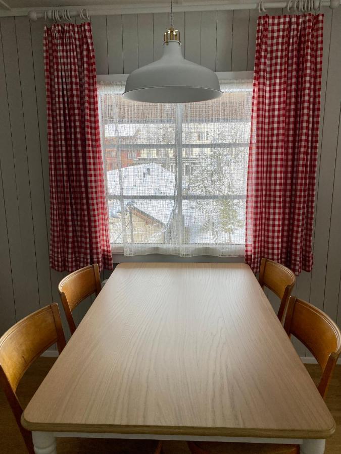 Familienferien Im Chalet Baergli カンデルシュテッグ エクステリア 写真